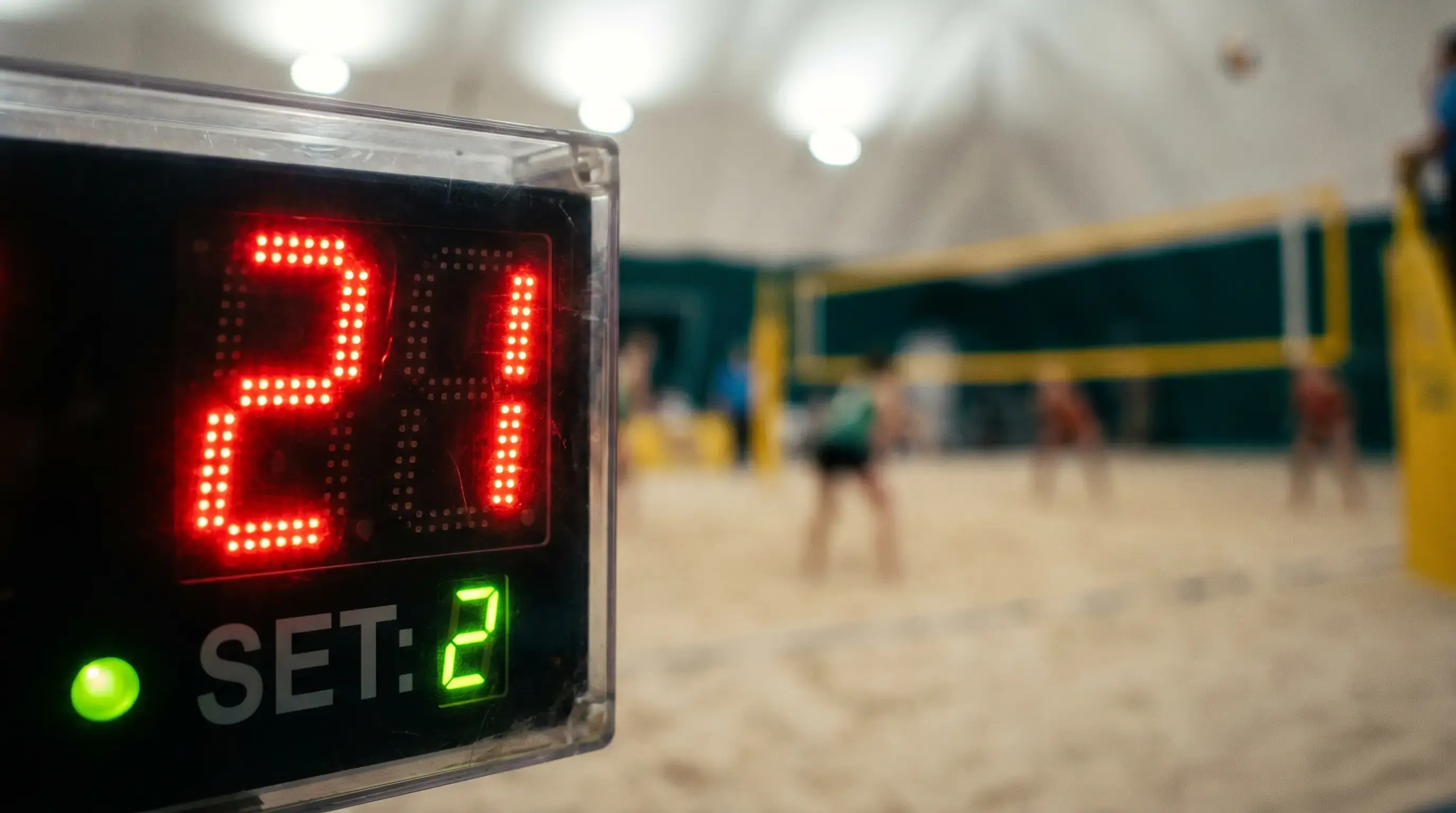 Satzformat beim Beachvolleyball: Sätze 1 und 2 bis 21 Punkte, Tie-Break bis 15 Punkte